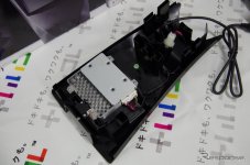 Toyota-Prius-3-Recharge-Sans-Fil-Qi-3.jpg