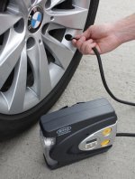 Mini-Compresseur-Air-12V-RING-RAC630-2.jpg