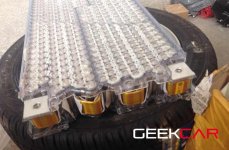 Tesla_Batterie_85_kWh.jpg