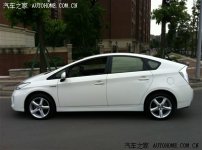 Prius_3_Jante_17_Toyota_1.jpg