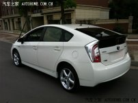 Prius_3_Jante_17_Toyota_2.jpg