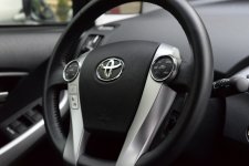 Ornement_Chromé_Volant_Toyota_Carmate_Prius.JPG