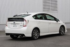 Prius_3_TRD_Jantes_17_pouces.jpg