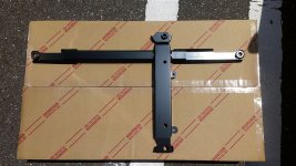 Prius_Gs_Raidisseur_Suspension_Avant_1.jpg