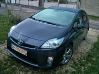hybridlife.org-prius-3-parkerbol.jpg
