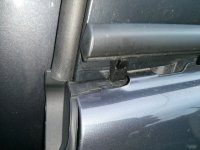 hybridlife.org -prius-3-joint-portière-avant-détail.jpg