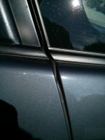 hybridlife.org -prius-3-joint-portière-arrière.jpg