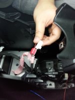 Prise_12V_Acc_Prius3.jpg Prise_12V_Acc_Prius3.jpg