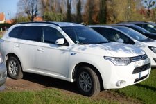 Mitsubishi_Outlander_PHEV.JPG