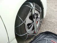 Thule_CU_9_080_Chaîne_Neige_Prius_3.jpg