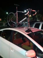 Prius_3_Sea_Sucker_Talon_Porte_Vélo_Toit.jpg