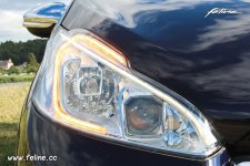 Peugeot_208_XY_projecteur_avant_premium_led.jpg