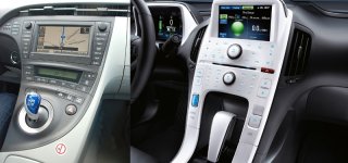 Comparaison_Ecran_Toyota_Prius_3_Chevrolet_Volt.jpg Comparaison_Ecran_Toyota_Prius_3_Chevrolet_Volt.jpg