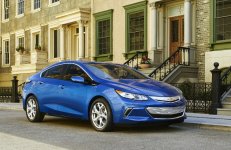 Chevrolet_Volt_2_2016.jpg