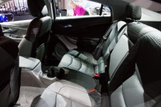 Chevrolt_Volt_2_2015_Siège_Arrière.jpg