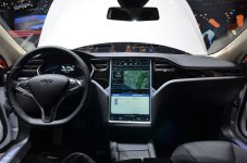 hybridlife.org-tesla-model-s-interieur.jpg