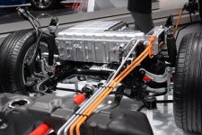 Audi_Q7_e-Tron_Quattro_Essieu_Arrière.JPG