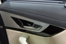 Audi_Q7_e-Tron_Quattro_intérieur_7.JPG