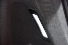 Audi_Q7_e-Tron_Quattro_intérieur_Coffre_éclairage_2.JPG