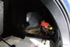 Toyota_Auris_hybride_2015_insonorisation.JPG