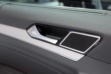 Volkswagen_Passat_GTE_poignée.JPG