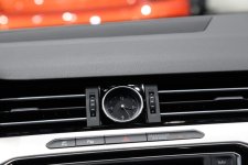 Volkswagen_Passat_GTE_horloge.JPG