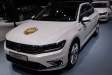 Volkswagen_Passat_GTE_Salon_Genève_2015.JPG