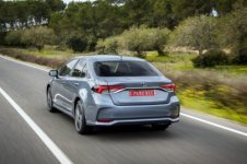 500_corolla-sedan-1.8l-grey-2019-023-799093.jpg