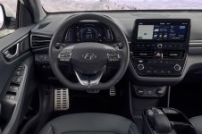 hyundai-ioniq-302043-800.jpg