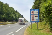 y-une-vitesse-minimum-sur-autoroute.jpg y-une-vitesse-minimum-sur-autoroute.jpg