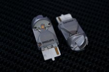 Philips_X_Treme_Ultinon_T20_Amber.jpg