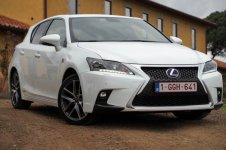 Lexus_CT200h_F_Sport_2015.jpg