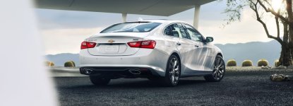 Chevrolet_Malibu_Hybride_2016_Arrière.jpg