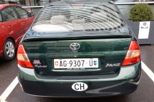 Prius_1997_Coffre_Sedan.JPG