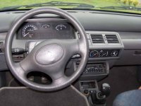 Renault_Clio_1997.jpg