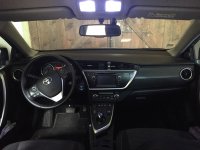 13-Tutoriel_Covering_Carbone_tableau_Bord_Toyota_Auris.jpg
