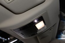 Lexus_NX300h_plafonnier.JPG