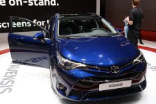 Toyota_Avensis_2015.JPG