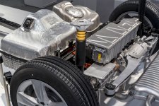 2016-bmw-2-series-active-tourer-plug-in-hybrid-prototype_100517310_h.jpg