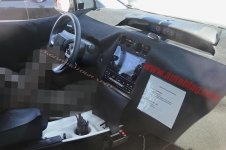 2016-toyota-prius-interior-spy-shots-002-1.jpg