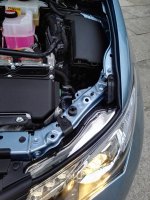 Toyota_Auris_2_HSD_Joint_étanchéité_Capot_Moteur.jpg