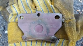 Toyota_Prius_2_Tutoriel_Dégrippage_Frein_Arrière_9.jpg Toyota_Prius_2_Tutoriel_Dégrippage_Frein_Arrière_9.jpg