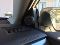 Tweeter_Toyota_Auris_2_2012.JPG