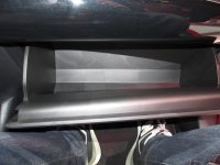 Toyota_Prius_4_2016_Boîte_Gants.JPG