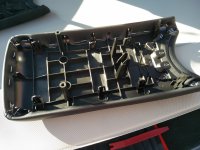 Prius_3_MC_Accoudoir_Lounge_Cuir.jpg Prius_3_MC_Accoudoir_Lounge_Cuir.jpg