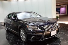 Lexus_LS600hL_2015.JPG