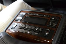 Lexus_LS600hL_2015_Commande.JPG