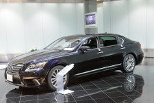 Lexus_LS_600hL_Limousine_hybride_2015.JPG