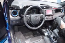 rav4sapphire-3.jpg