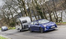 Toyota Prius 4 2016 tracter caravane.jpg Toyota Prius 4 2016 tracter caravane.jpg